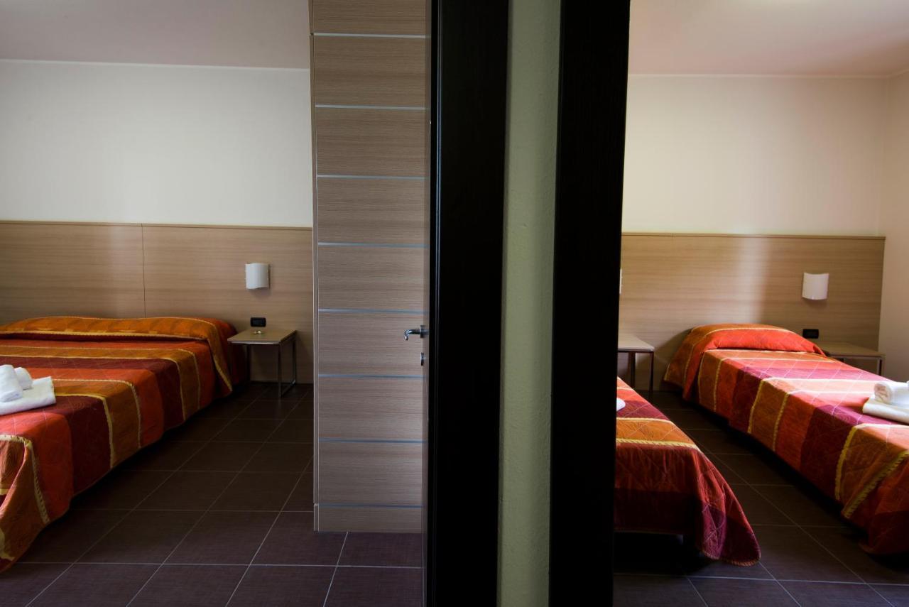 Residence Corte Camaldoli Garda  Exteriér fotografie