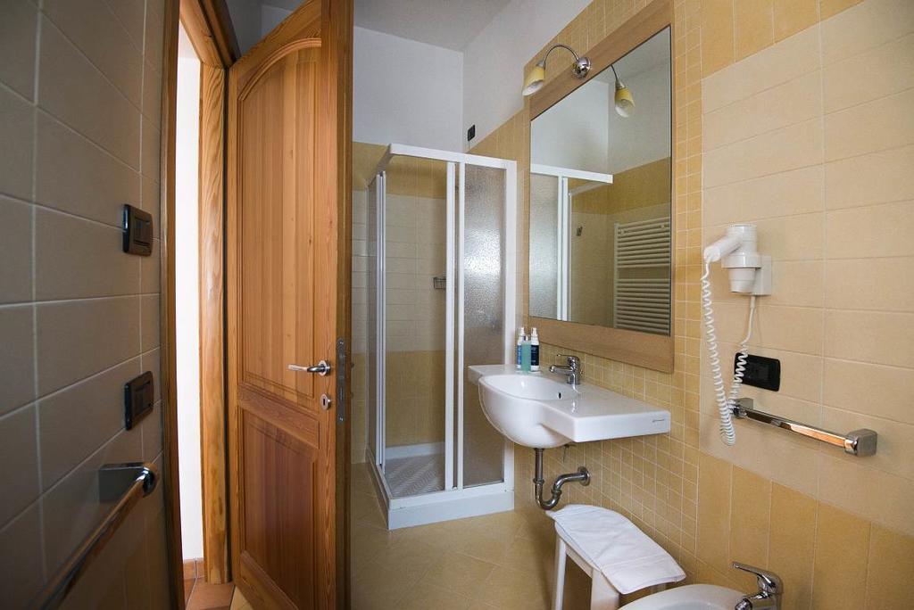 Residence Corte Camaldoli Garda  Exteriér fotografie